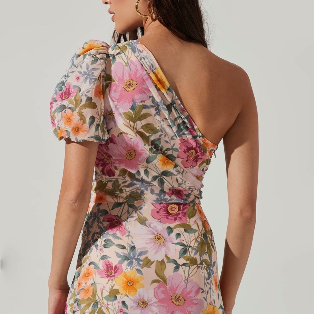 Astr the label Santorini One Shoulder Dress